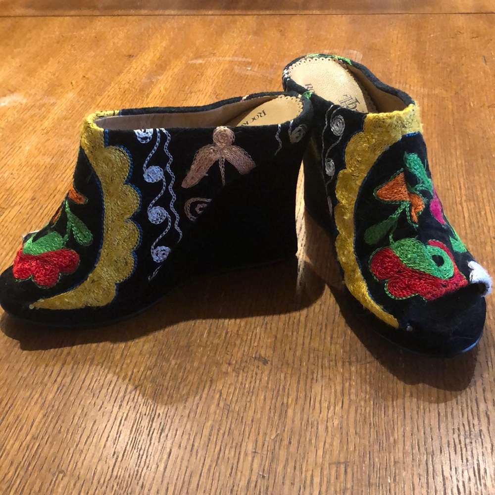 Rockwell Tharp Velvet Embroidered Wedges